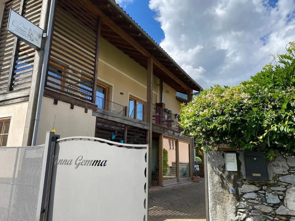 La Corte di Nonna Gemma Delebio Bed & Breakfast