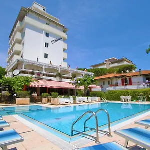 *** Hotel De Amicis Italia